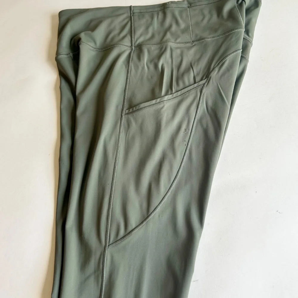 lululemon athletica Green Leggings - Picture 7 of 16